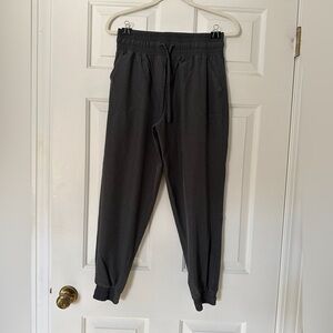 Albion Destination Joggers EUC small petite